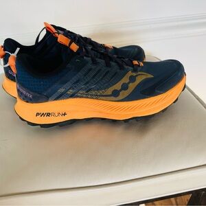 Saucony Men's Black and Orange Athletic Shoes